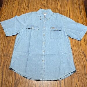Carhartt short sleeved button down shirt